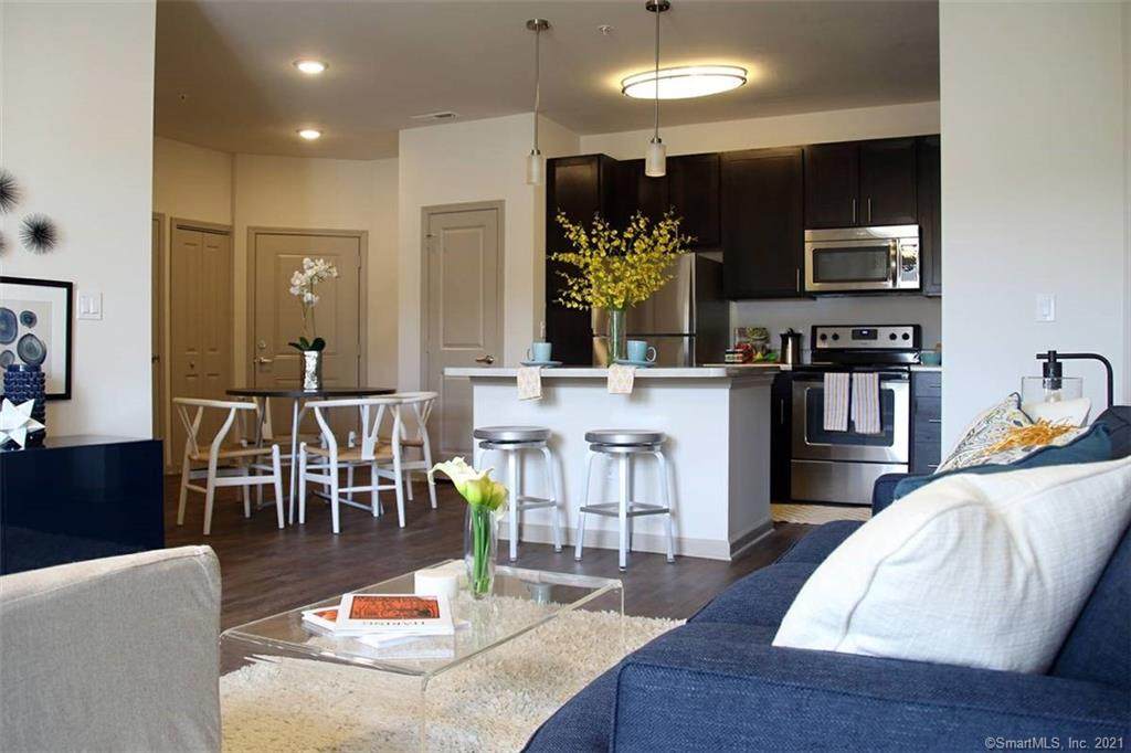 627 Brighton Park Way - Photo 1