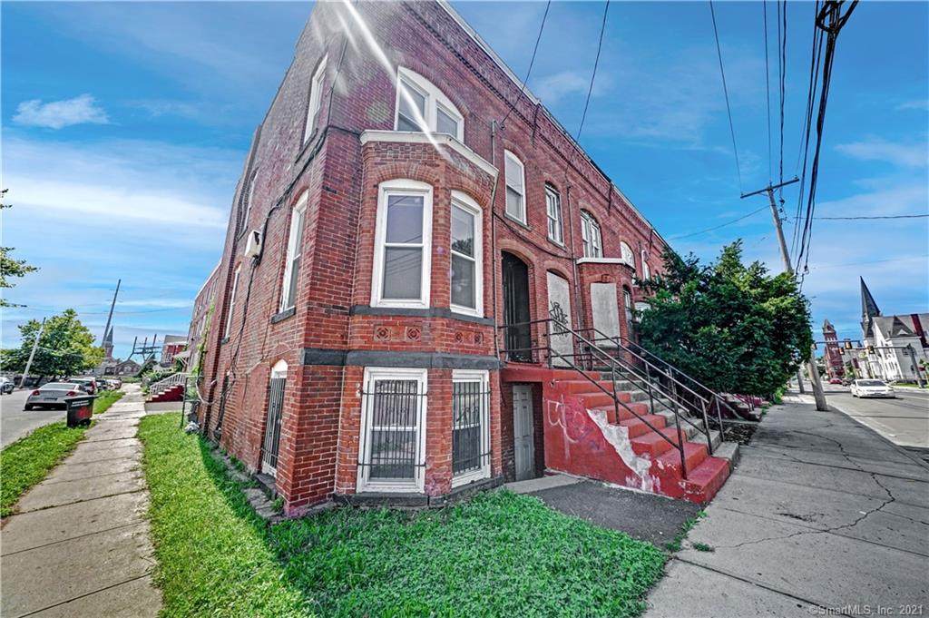 386 Barnum Avenue - Photo 1