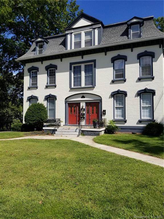 221 Broadway - Photo 1