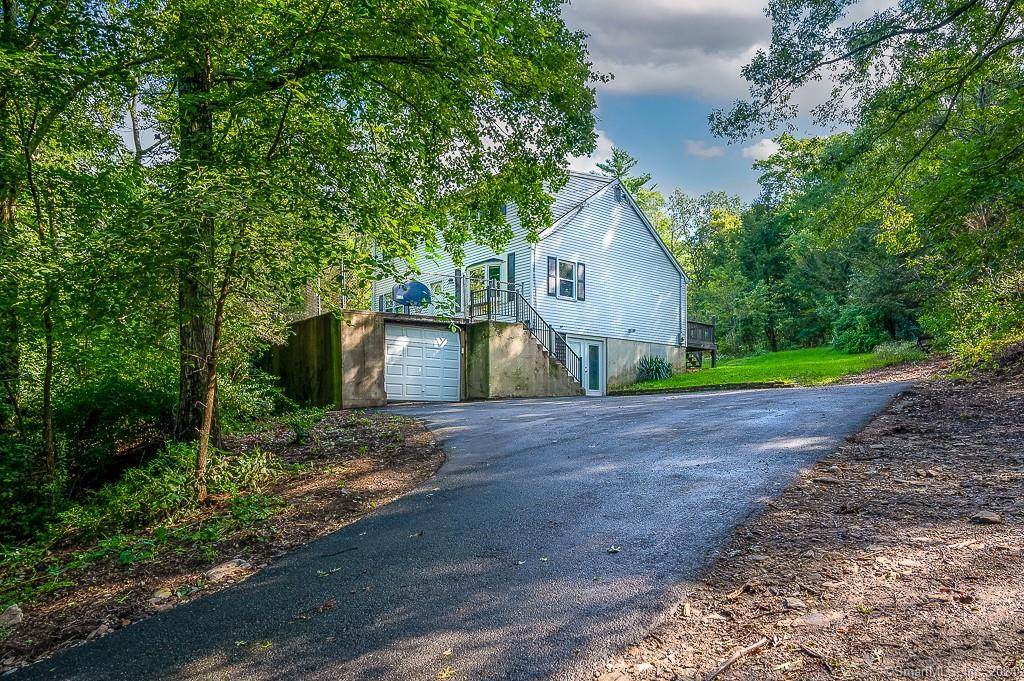 612 Chestnut Hill Road - Photo 1