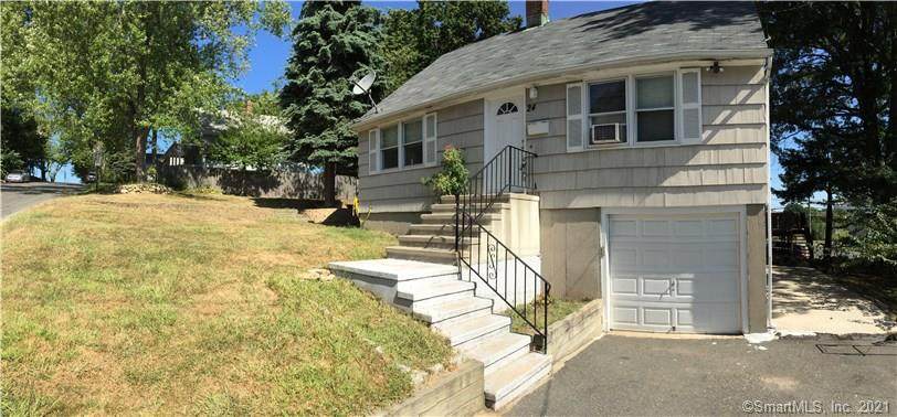 24 New England Avenue - Photo 1