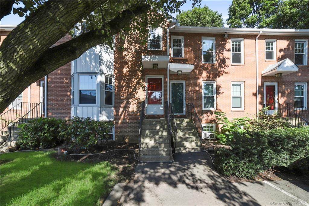 904 1/2 State Street - Photo 1