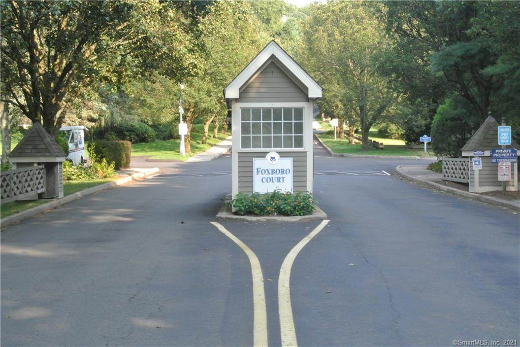 109 Foxboro Drive - Photo 1