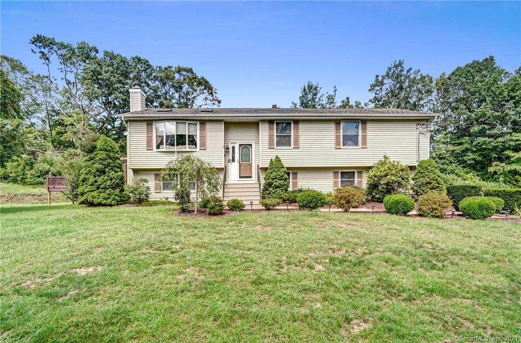 15 Wood Chase Lane - Photo 1