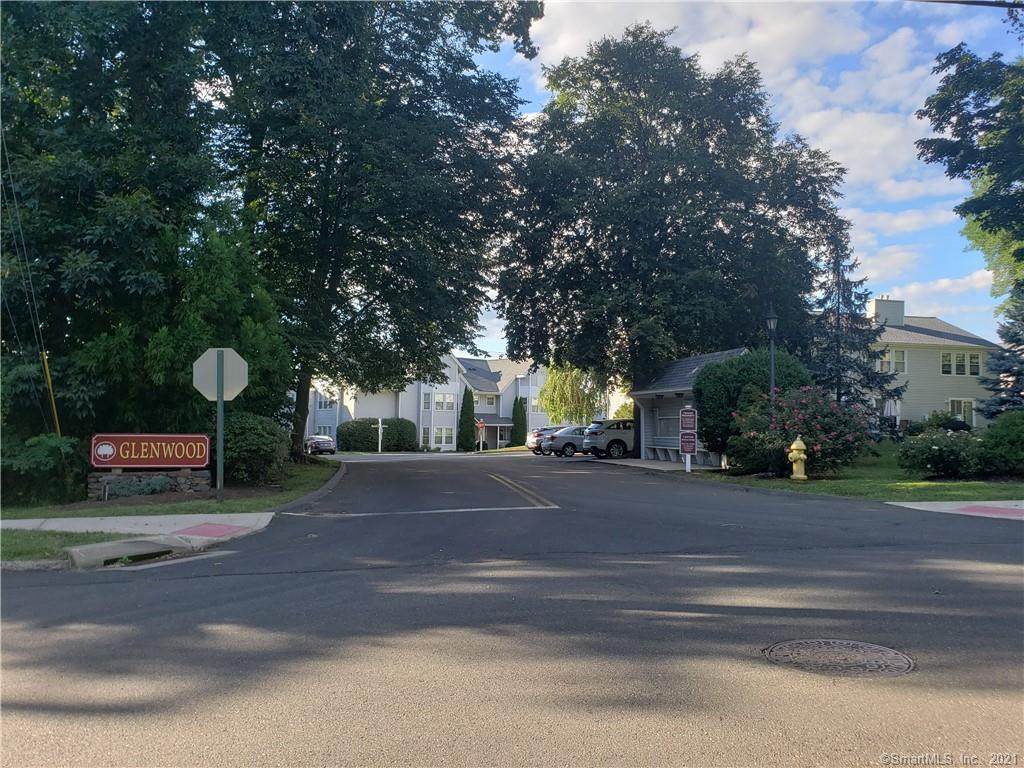 48 Woodhill Road - Photo 1