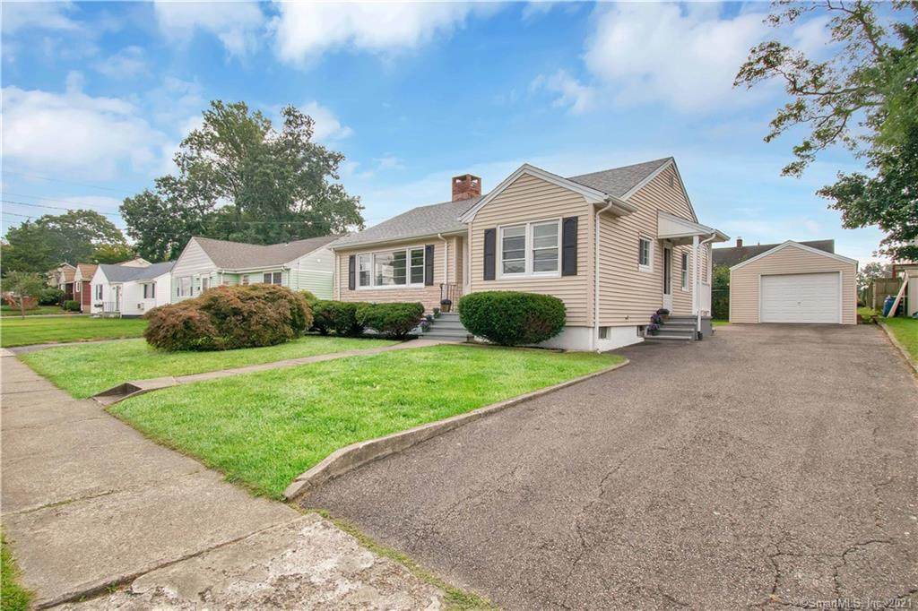 551 Goldenrod Avenue - Photo 1