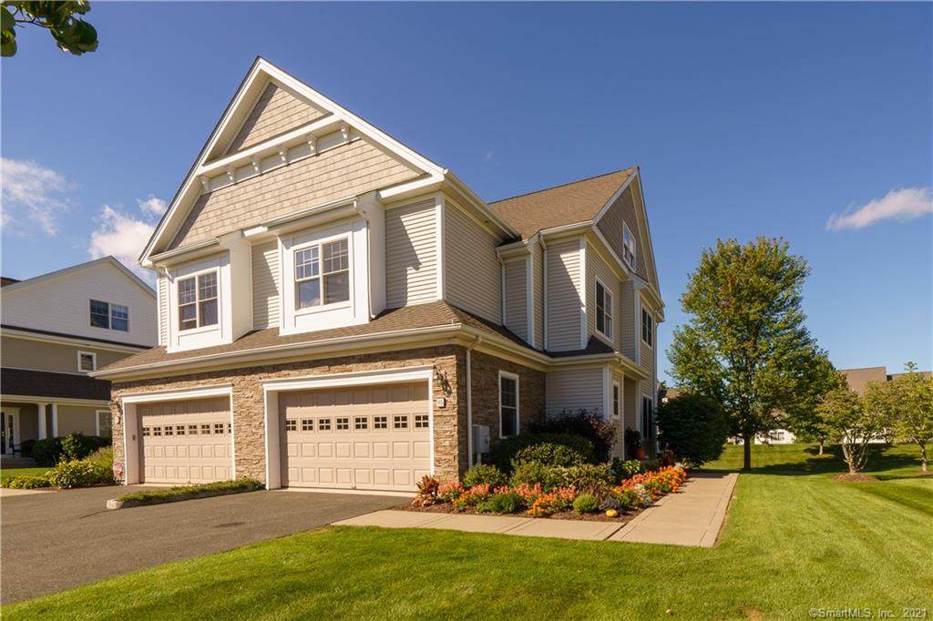 46 Carnoustie Circle - Photo 1