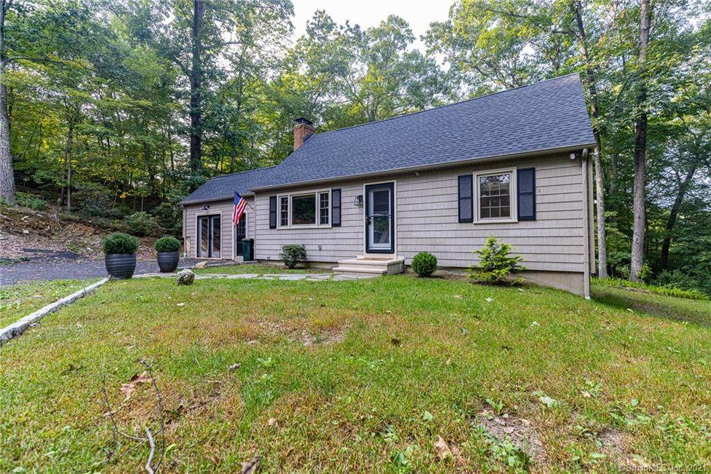 950 Washington Road - Photo 1