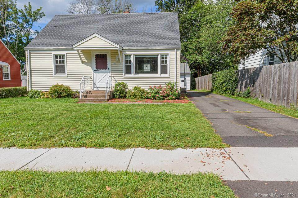 121 Loomis Street - Photo 1