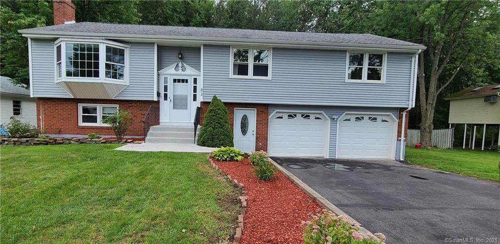 82 Carriage Hill Drive - Photo 1