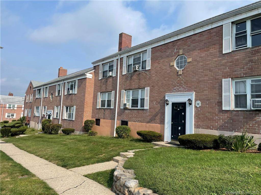 12 Standish Road - Photo 1