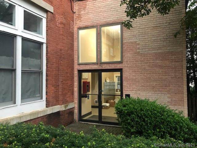 32 Pine Street - Photo 1