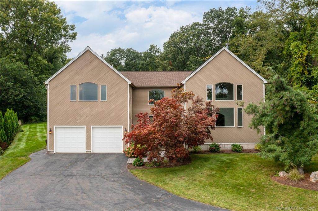 184 Streamside Lane - Photo 1