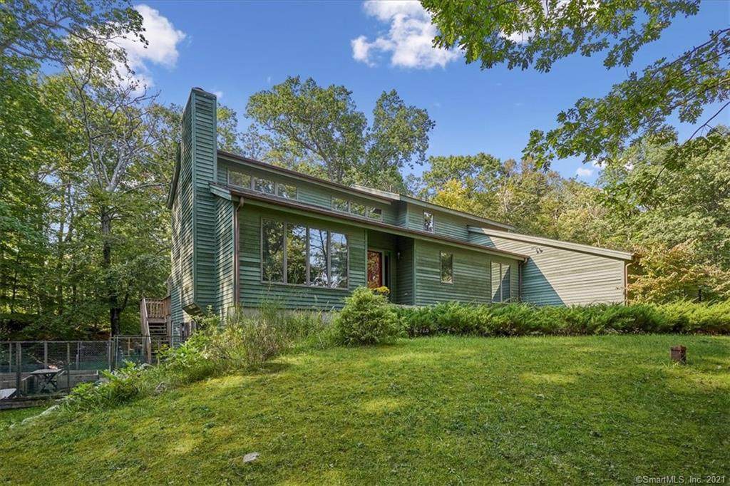 22 Indian Hill Road - Photo 1