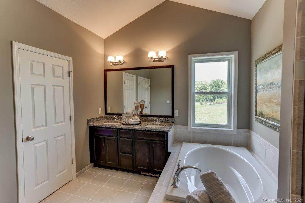47 Enclave Drive - Photo 1