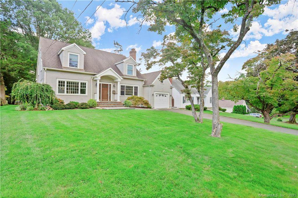 120 Plymouth Avenue - Photo 1