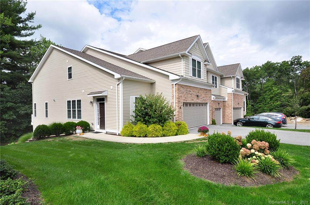 401 Hunter Drive - Photo 1