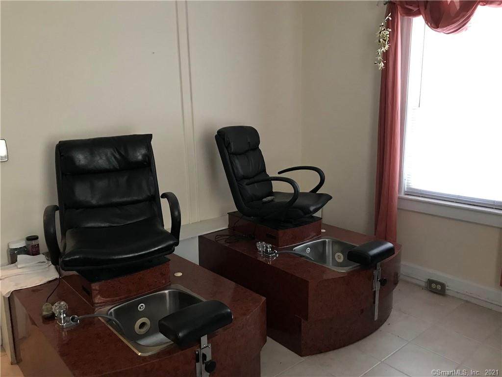 834 Newfield Street - Photo 1