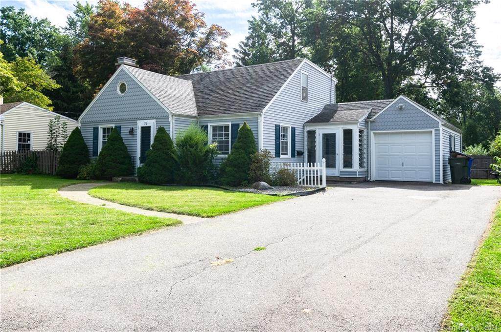72 Beverly Road - Photo 1