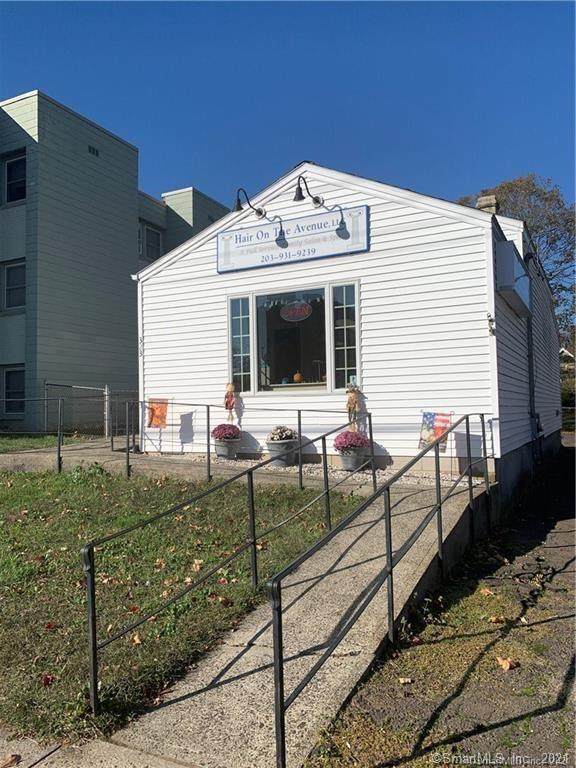 323 Captain Thomas Boulevard - Photo 1