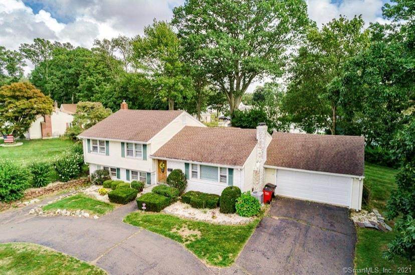 5 Reynolds Drive - Photo 1