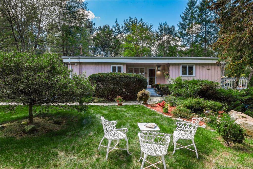 53 Diane Drive - Photo 1