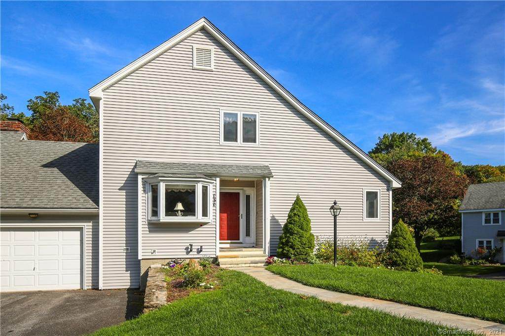 131 Paugassett Lane - Photo 1