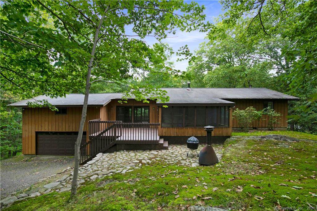 39 Hemlock Hollow Road - Photo 1