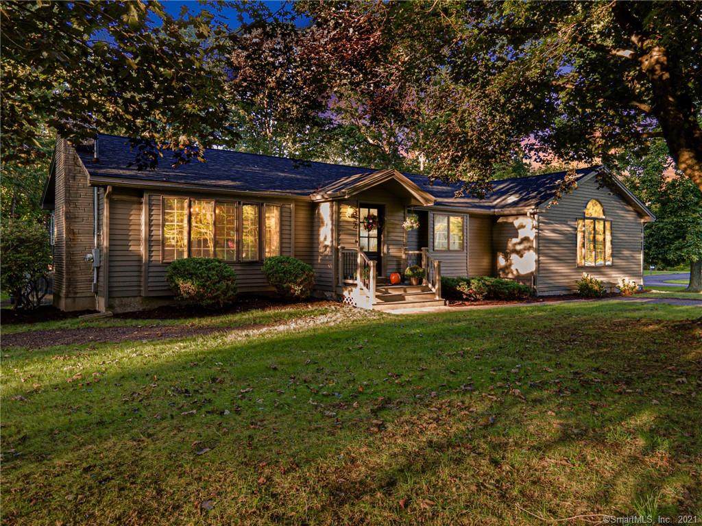 852 Glenbrook Road - Photo 1