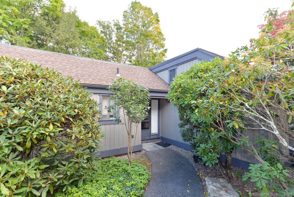 304 Heritage Village - Photo 1