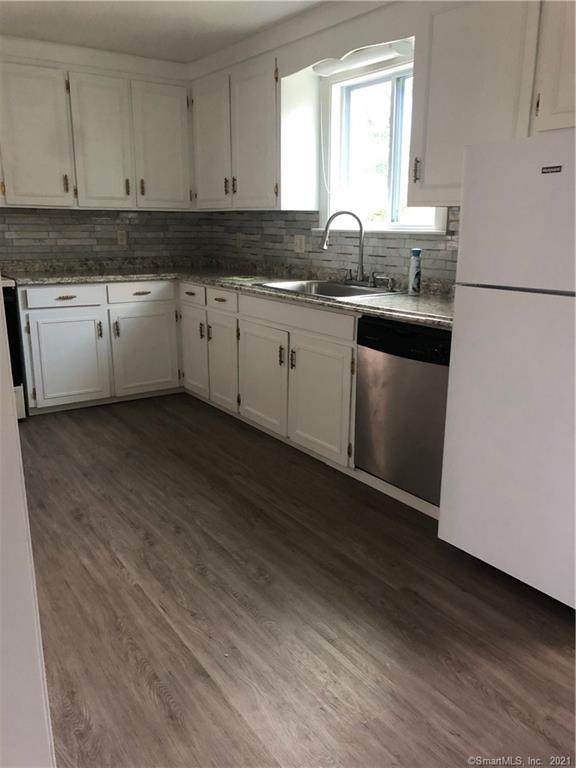 12 Oak Street - Photo 1