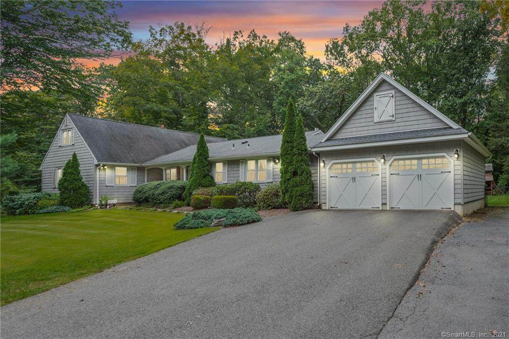 392 Wildwood Drive - Photo 1