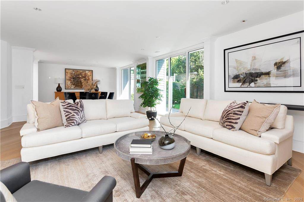 133 Regents Park - Photo 1