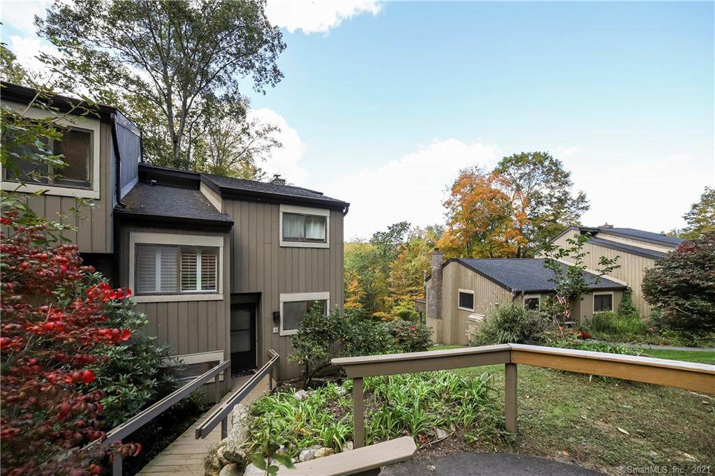 7 Tamarack Lane - Photo 1