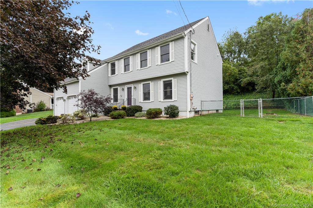 4 Dinatale Drive - Photo 1