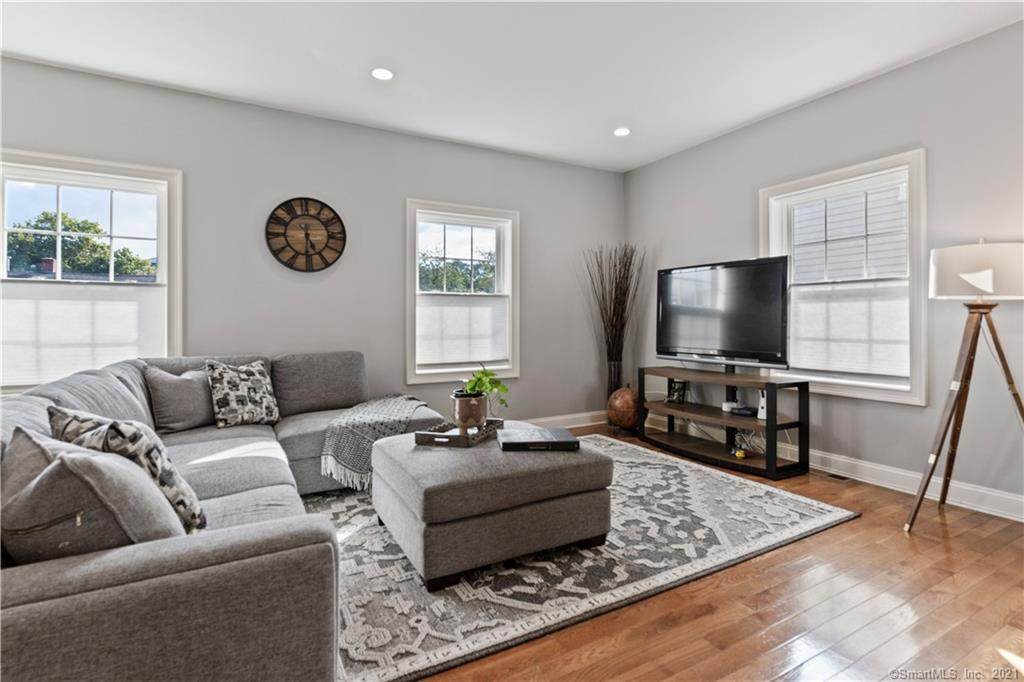 44 Raymond Street - Photo 1