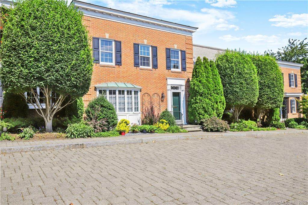 155 Field Point Road - Photo 1