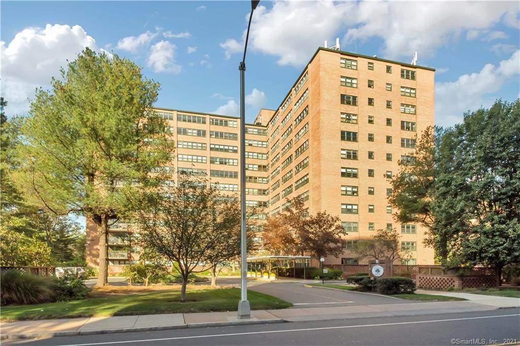 31 Woodland Street - Photo 1