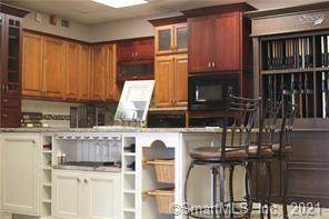 1695 Poquonock Avenue - Photo 1