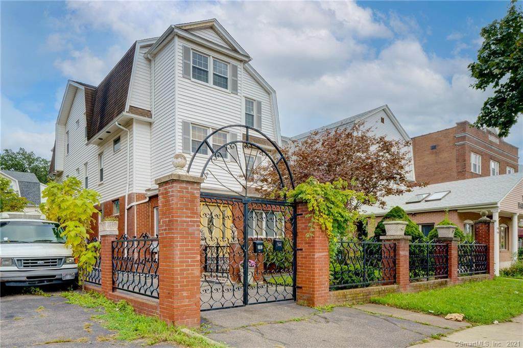 540 Franklin Avenue - Photo 1