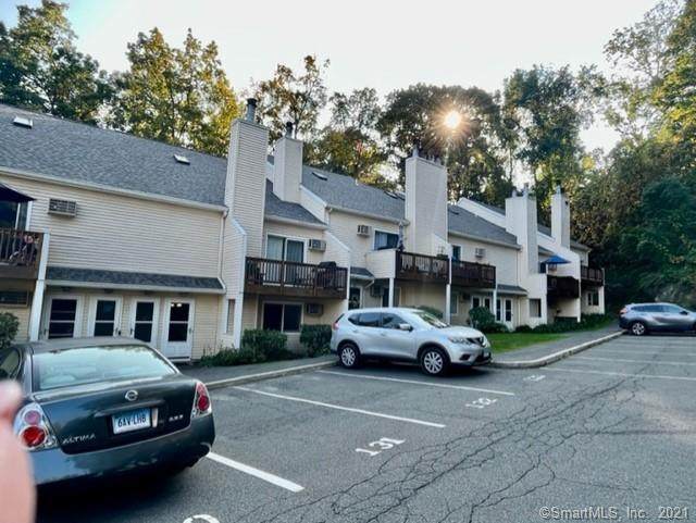 8 Rose Lane - Photo 1