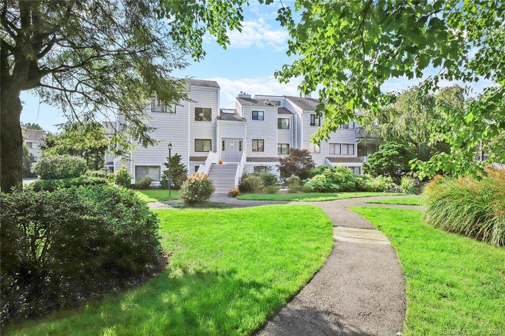 46 Rowayton Woods Drive - Photo 1
