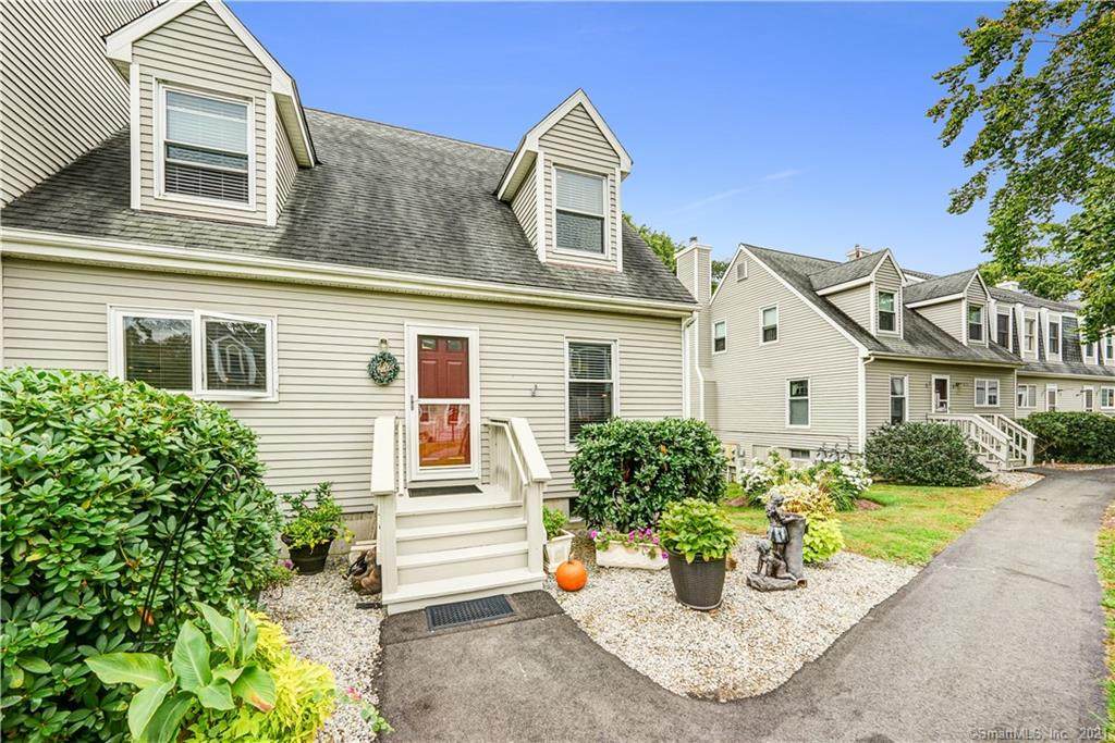 38 Village Court - Photo 1