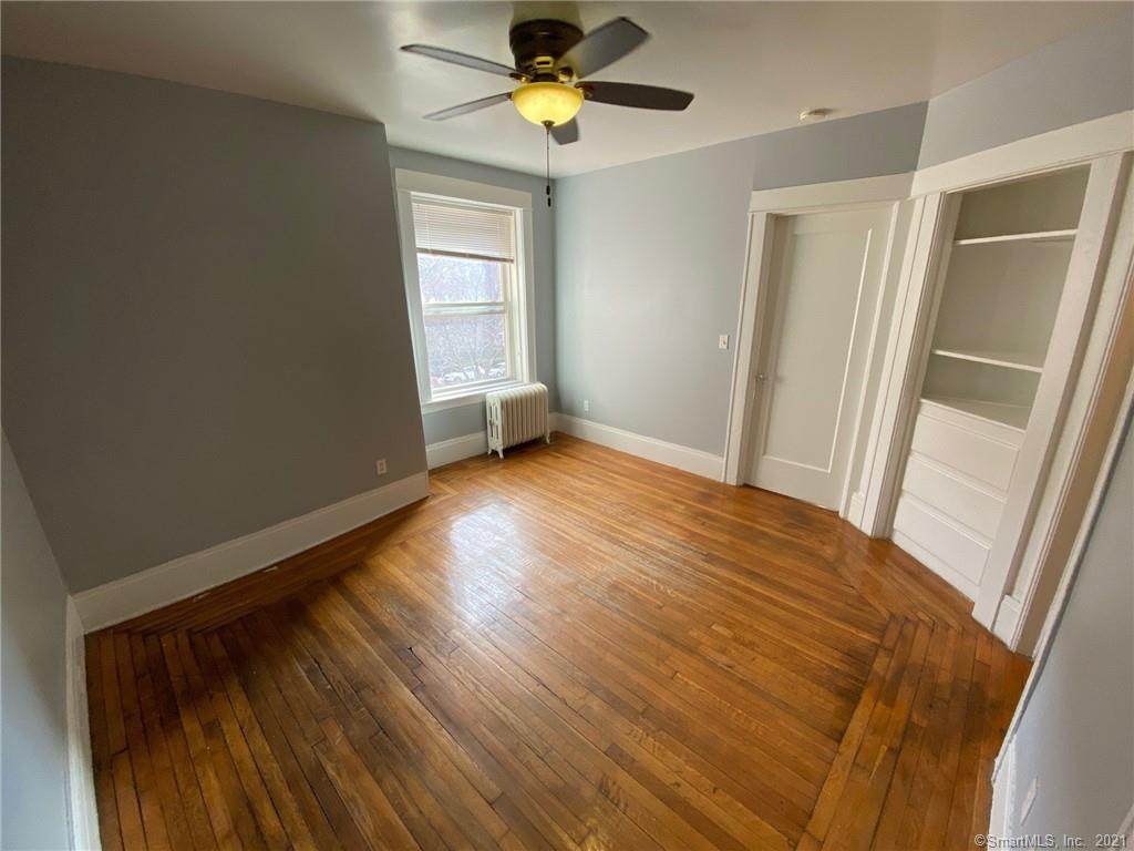 1476 Chapel Street - Photo 1