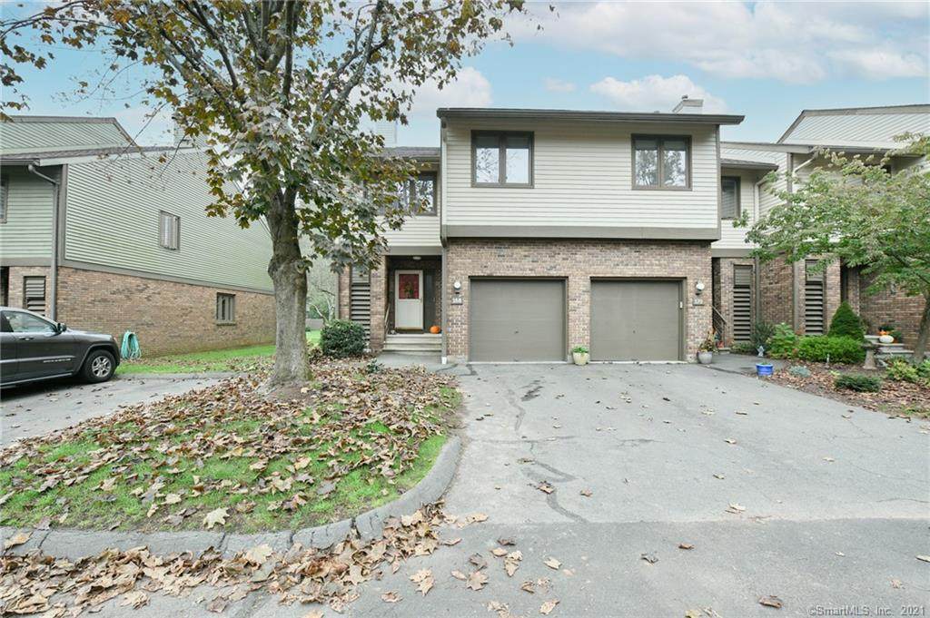 168 Hunters Lane - Photo 1