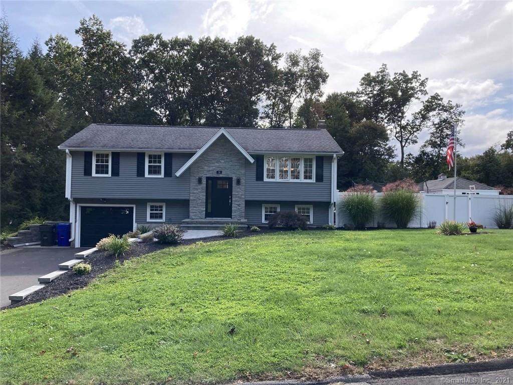 16 Sprucewood Drive - Photo 1