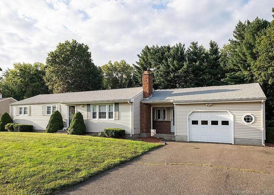 7 Bobolink Lane - Photo 1