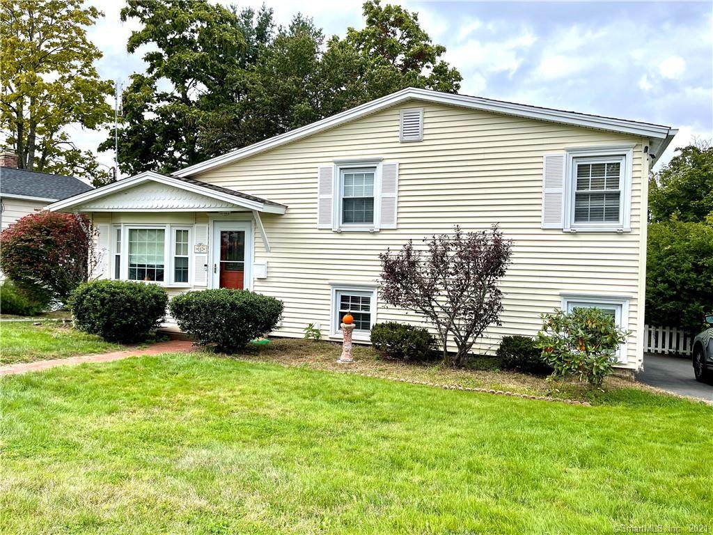 112 Mount Carmel Avenue - Photo 1