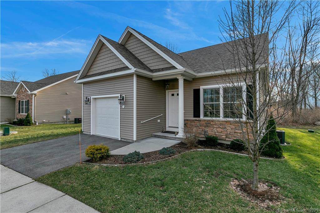 75 North Court - Photo 1