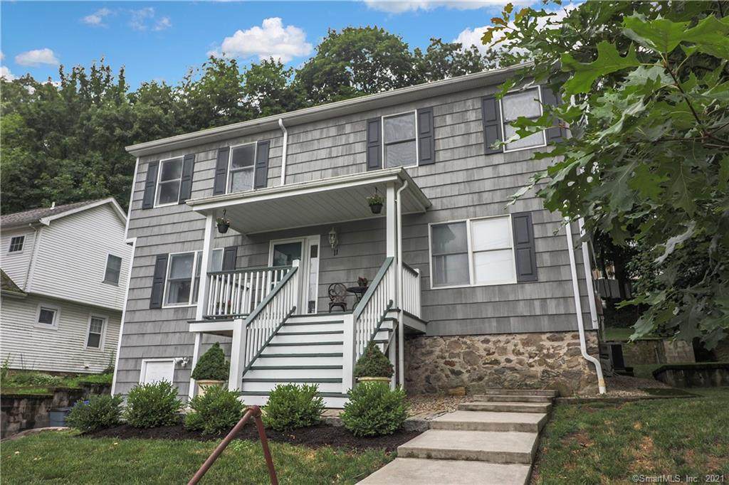 11 Bartlett Avenue - Photo 1